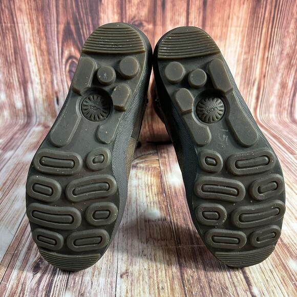 UGG Belcloud Size 7 Maroon Suede Brown Leather Sheepskin Waterproof Duck Boots - Picture 6 of 9